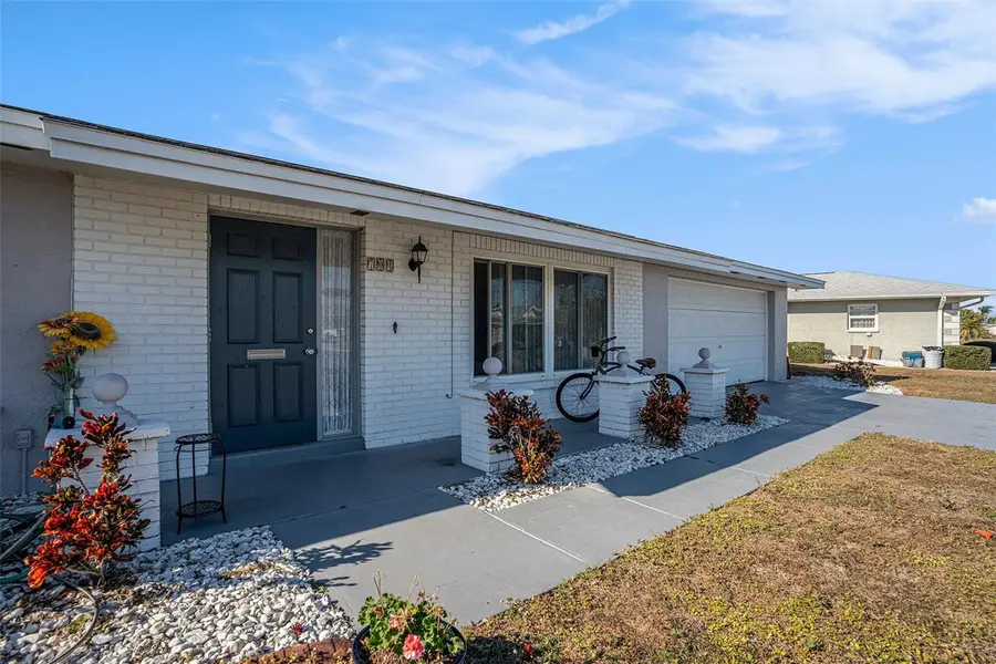 704 Brannen Circle, Sun City Center, FL 33573 - Image #2