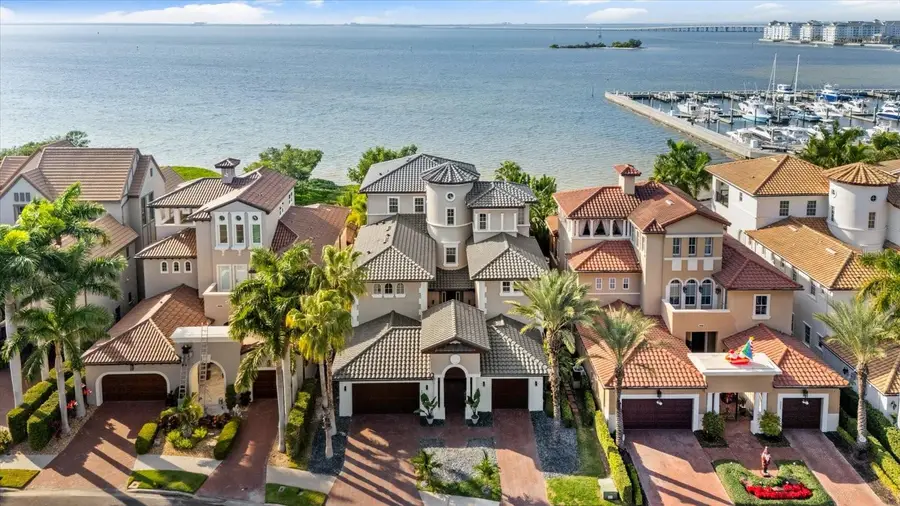 6025 Beacon Shores Street, Tampa, FL 33616 - Image #2