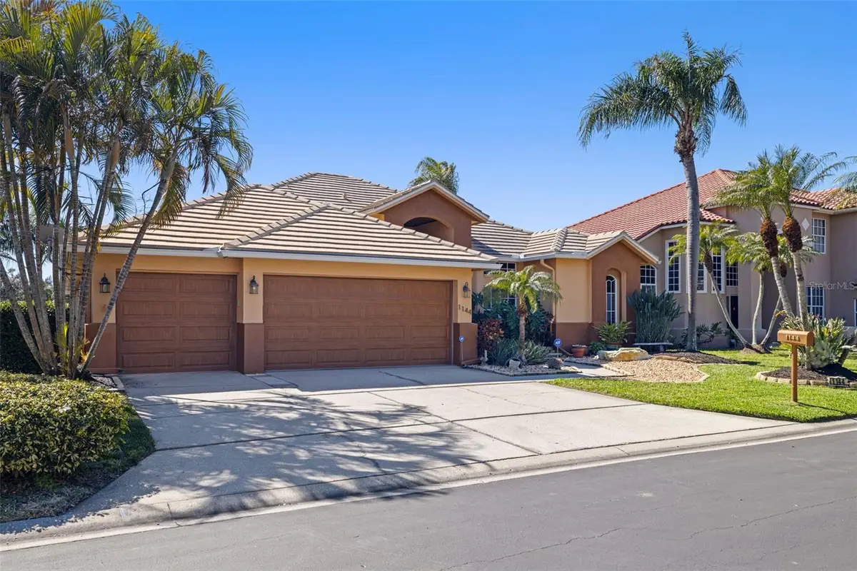 1144 Darlington Oak Drive Ne, Saint Petersburg, FL 33703 - #1