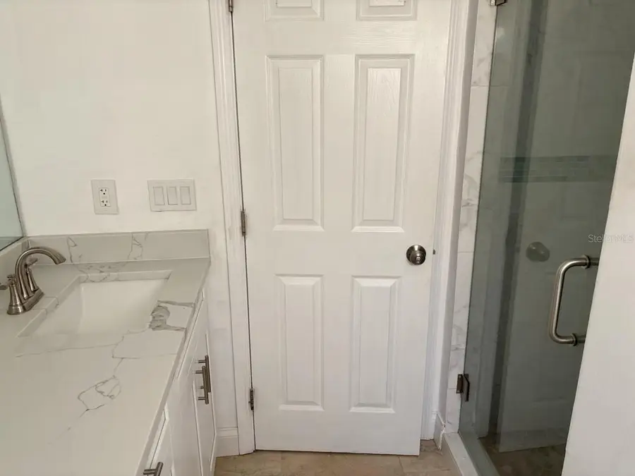 3227 70th Avenue N, Saint Petersburg, FL 33702 - Image #2