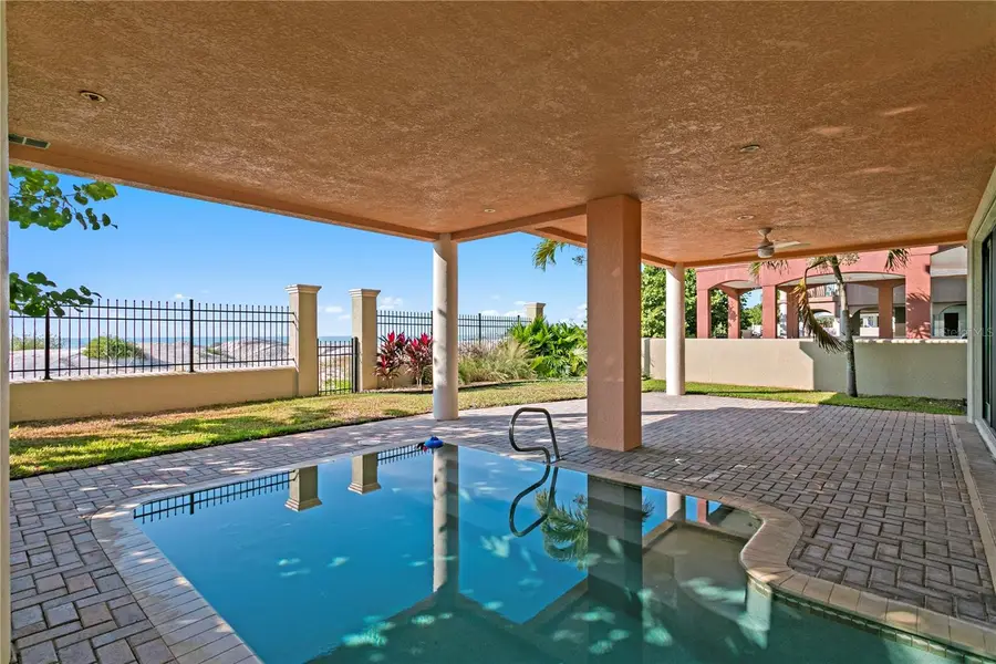 9546 W Gulf Boulevard, Treasure Island, FL 33706 - Image #2