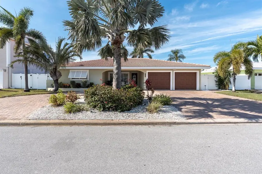 17352 Kennedy Drive, North Redington Beach, FL 33708 - Image #2