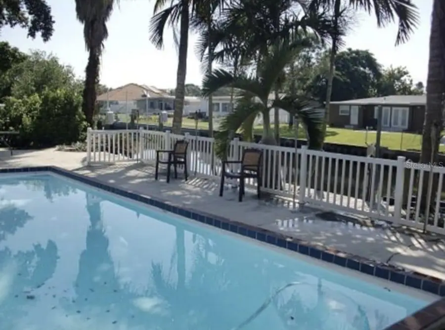 9570 Sun Isle Drive Ne, Saint Petersburg, FL 33702 - Image #3
