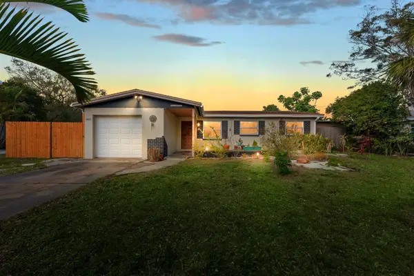 5432 63rd Way N, ST PETERSBURG, FL 33709