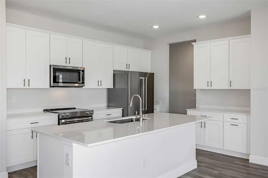 9862 Surrey Rose Drive, San Antonio, FL 33576 - Image #3