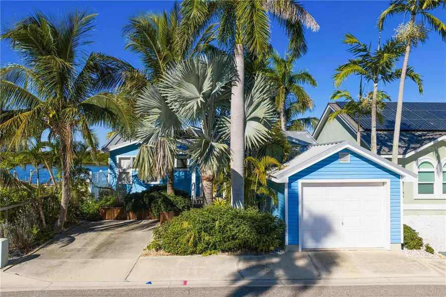 636 182nd Avenue E, Redington Shores, FL 33708 - #3