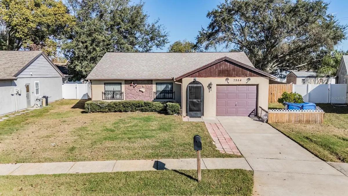 7954 Knox Loop, New Port Richey, FL 34655 - Image #1