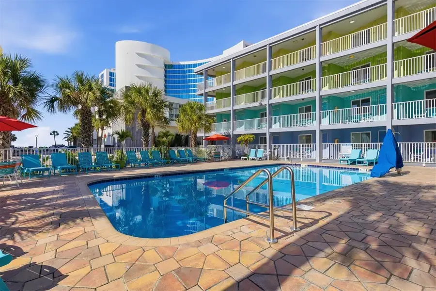 445 S Gulfview Boulevard #113, Clearwater Beach, FL 33767 - Image #2