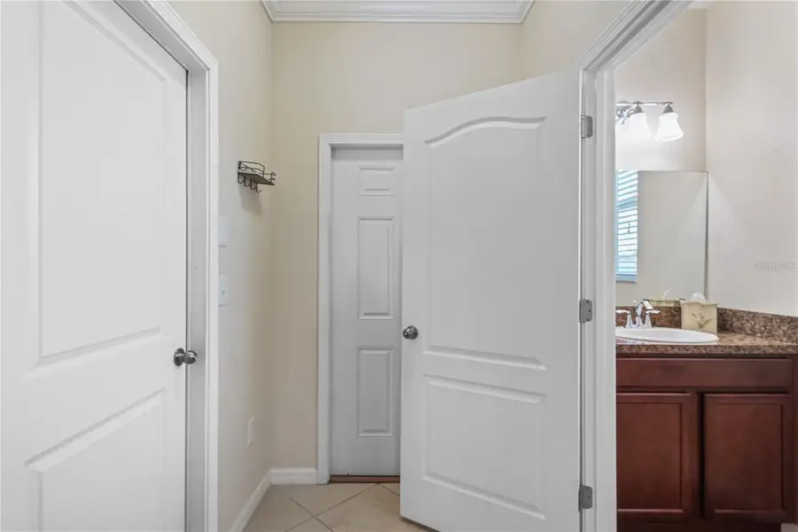 6433 Torrington Circle, Lakeland, FL 33811 - Image #2