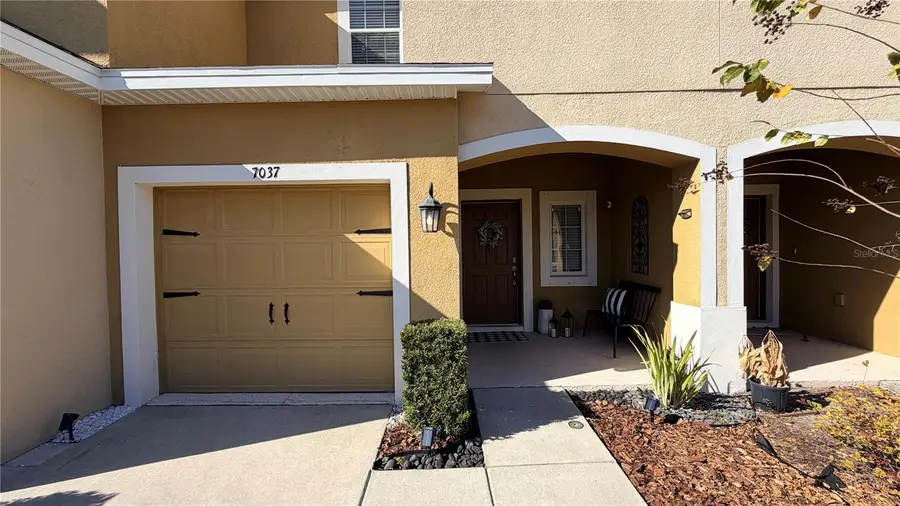 7037 Woodchase Glen Drive, Riverview, FL 33578 - Image #3