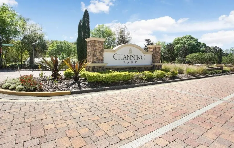 11415 Coventry Grove Circle, Lithia, FL 33547 - #2