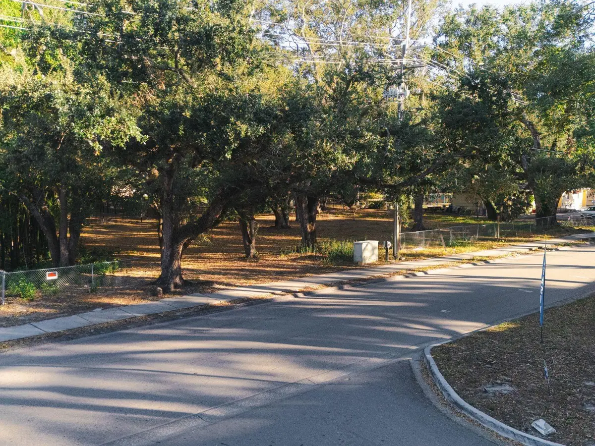 4913 N Macdill Avenue, Tampa, FL 33614 - Image #1