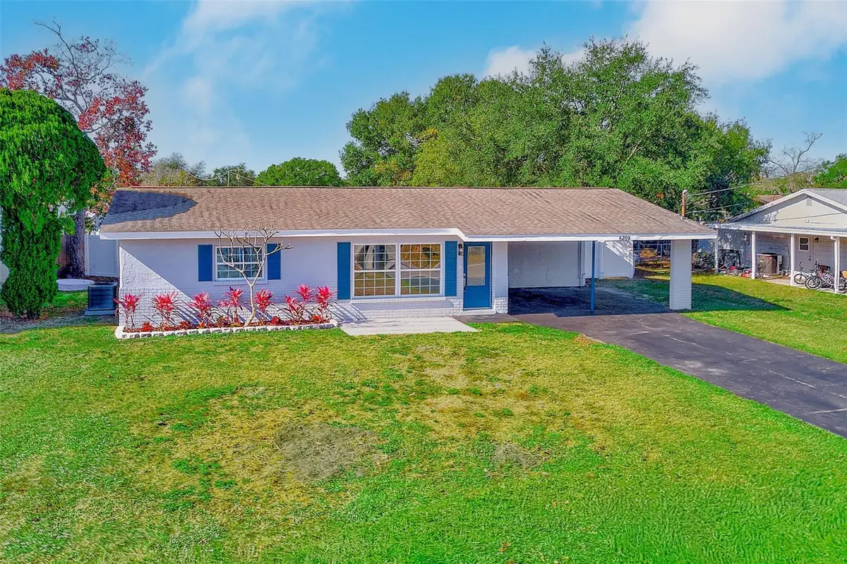 6208 Florida Circle E, Apollo Beach, FL 33572 - Image #1