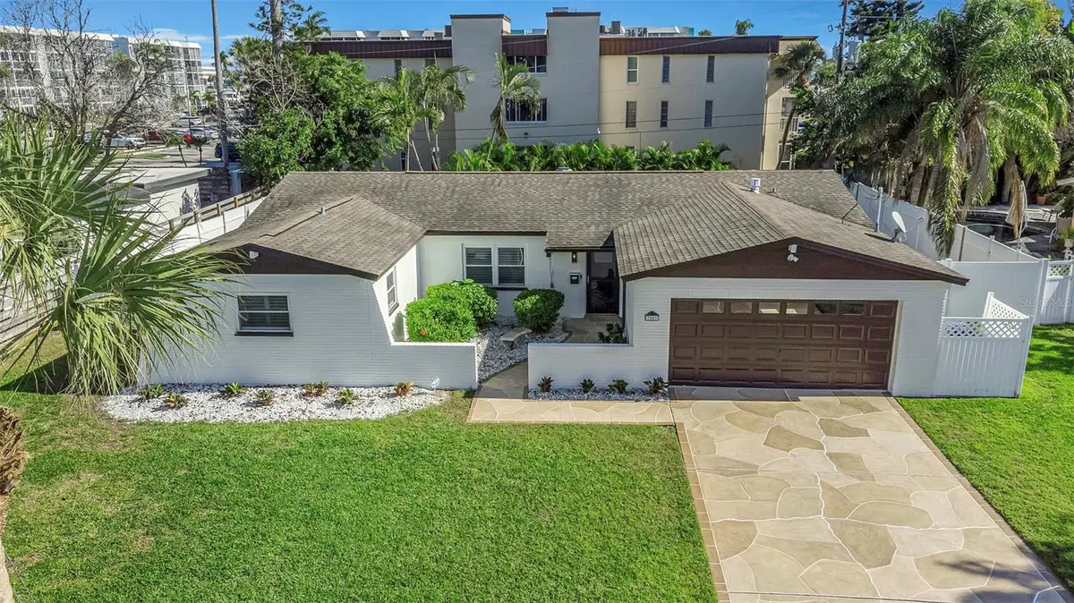 3887 50th Avenue S, Saint Petersburg, FL 33711 - #1