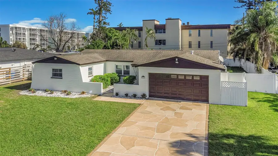 3887 50th Avenue S, Saint Petersburg, FL 33711 - #3