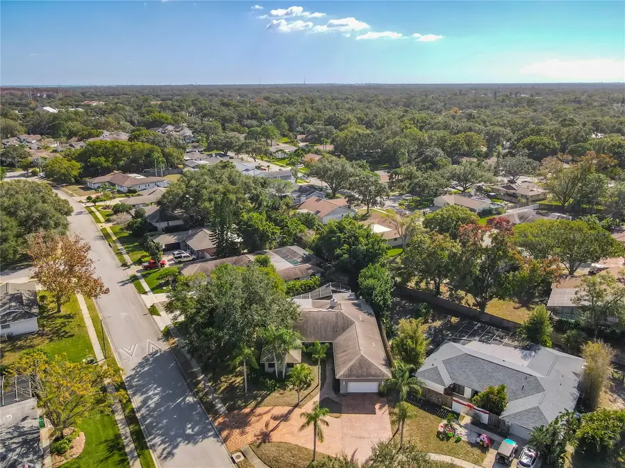 35 Baywood Court, Palm Harbor, FL 34683 - #2