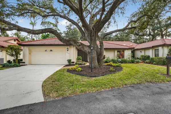 7209 Oak Moss Drive #62, SARASOTA, FL 34241