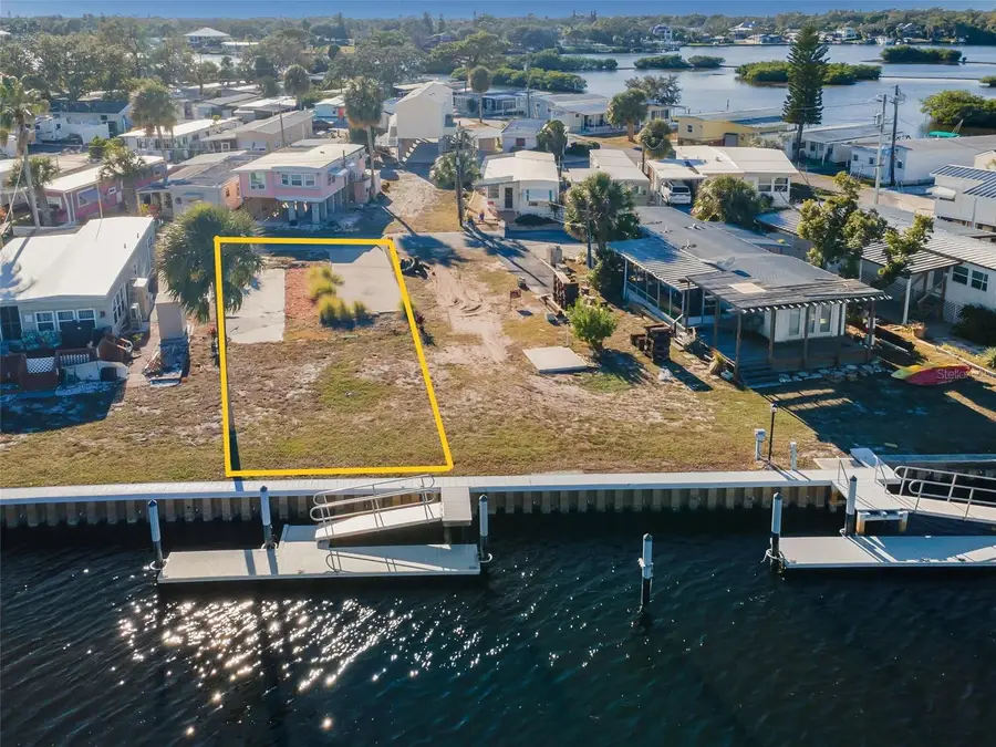 800 Chesapeake Drive #12, Tarpon Springs, FL 34689 - Image #2