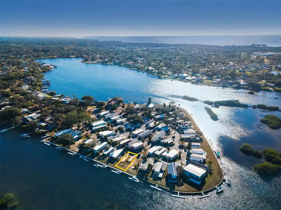 800 Chesapeake Drive #12, Tarpon Springs, FL 34689 - Image #3