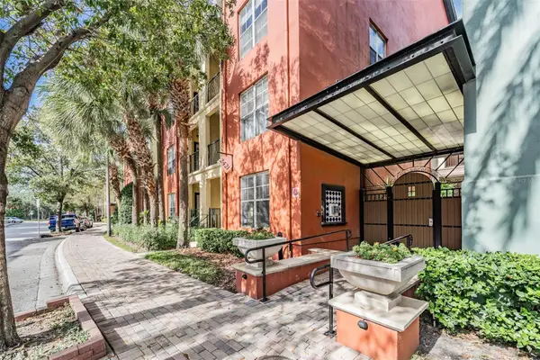 2410 W Azeele Street #220, TAMPA, FL 33609