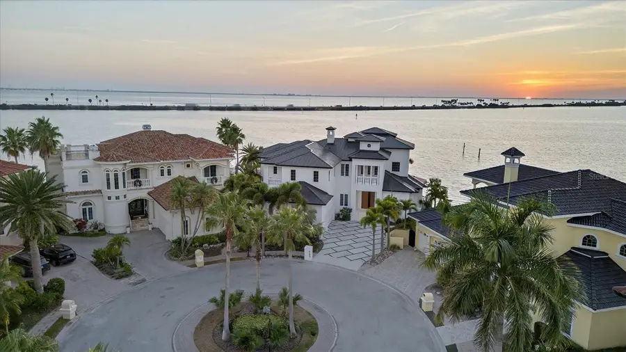 4102 Causeway Vista Drive, Tampa, FL 33615 - Image #2