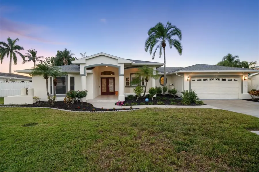 402 Harbor View Lane, Largo, FL 33770 - Image #2