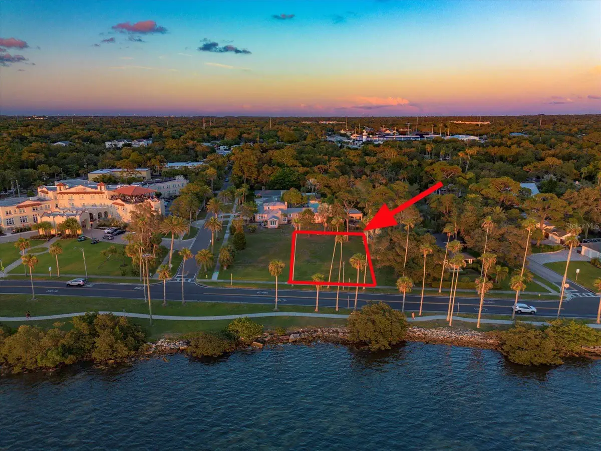 435 Edgewater Drive, Dunedin, FL 34698 - Image #1