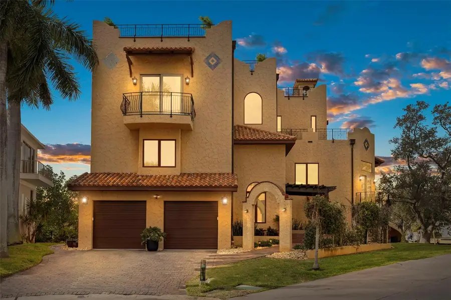 1815 Bayou Grande Boulevard Ne, Saint Petersburg, FL 33703 - Image #2