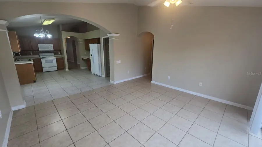 30548 Lanesborough Circle, Wesley Chapel, FL 33543 - Image #3