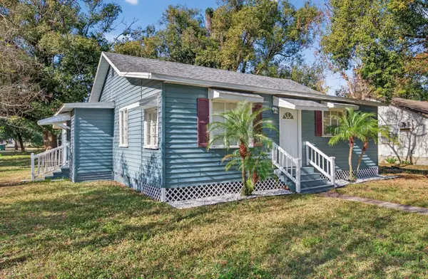 5449 10th Street, ZEPHYRHILLS, FL 33542