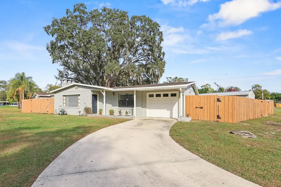 1001 Alpine Drive, Brandon, FL 33510 - Image #2