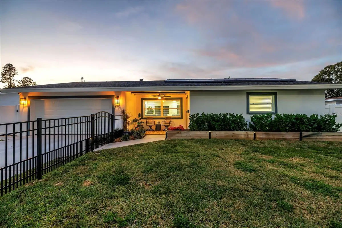 6731 14th Way S, Saint Petersburg, FL 33705 - Image #1