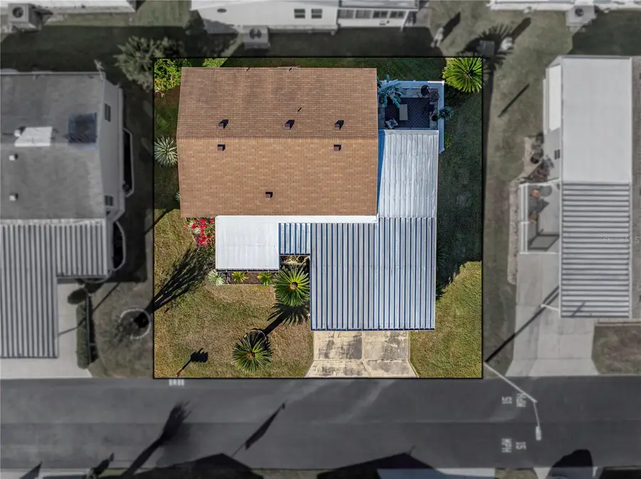 37701 Rio Lane, Zephyrhills, FL 33541 - Image #3