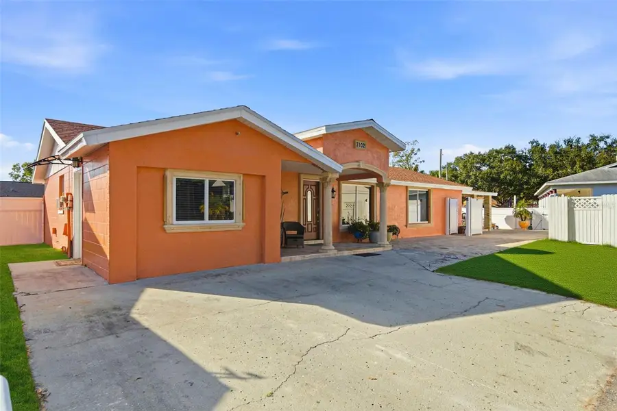 7102 Harborhills Court, Tampa, FL 33615 - Image #2