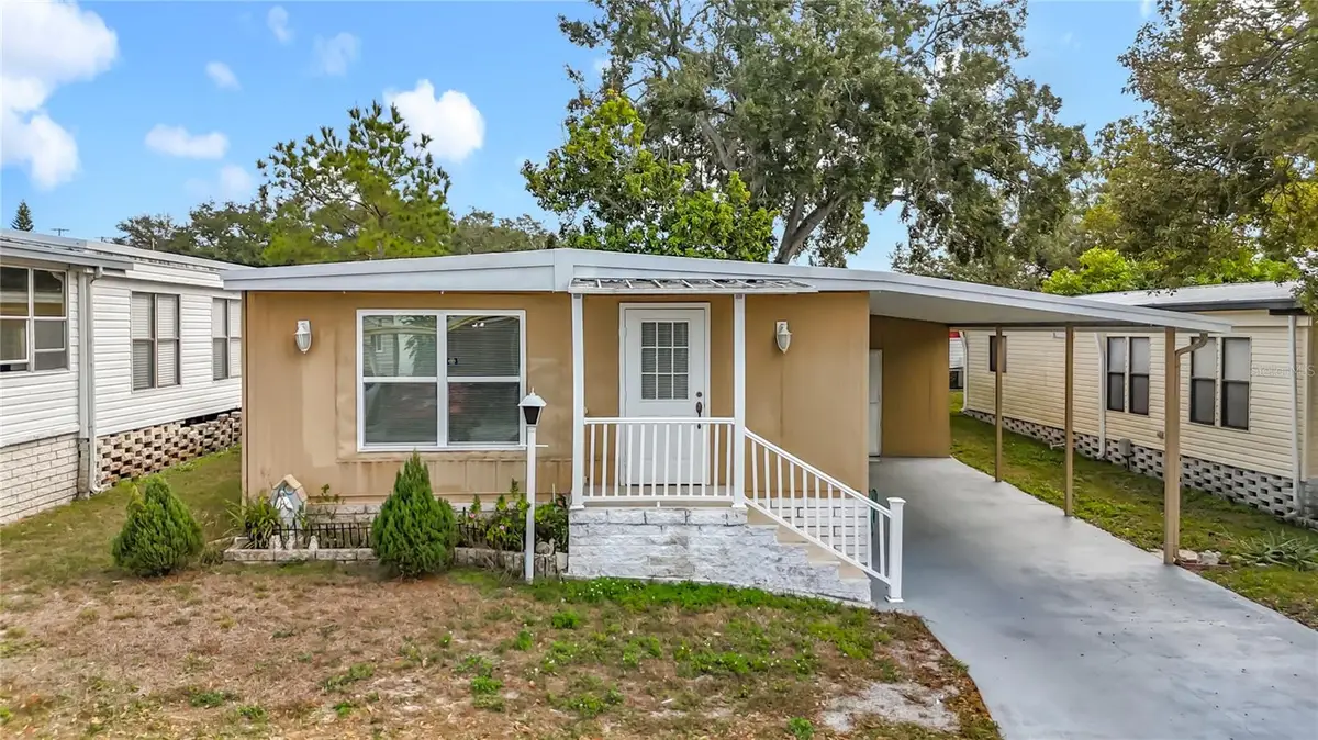 131 Jason Dr, Valrico, FL 33594 - Image #1