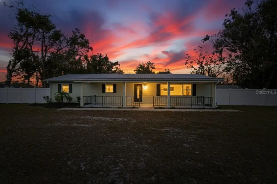 902 Charlie Griffin Road, Plant City, FL 33566 - Image #2