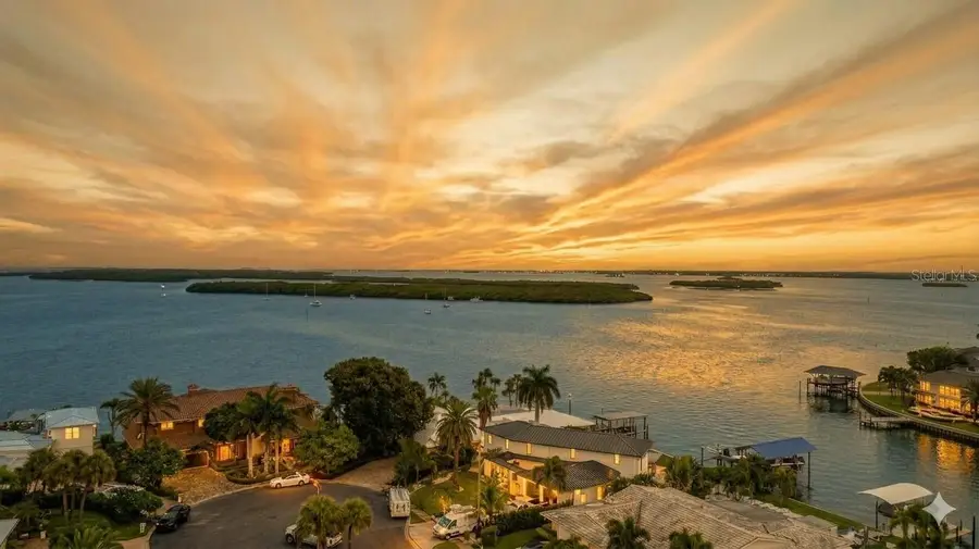 891 Island Way, Clearwater Beach, FL 33767 - #2
