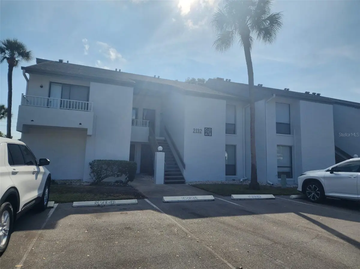 2132 Lakewood Club Drive S #8B, Saint Petersburg, FL 33712 - Image #1