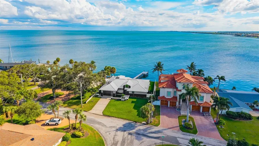 2936 68th Avenue S, Saint Petersburg, FL 33712 - Image #2