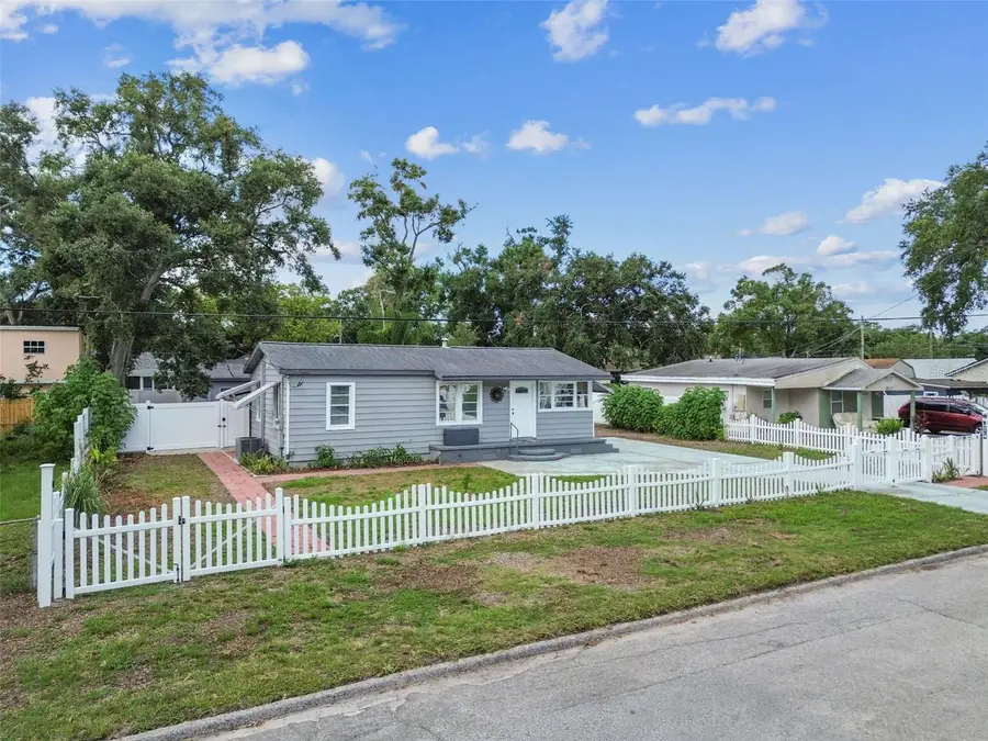 1510 W Powhatan Avenue, Tampa, FL 33603 - Image #2