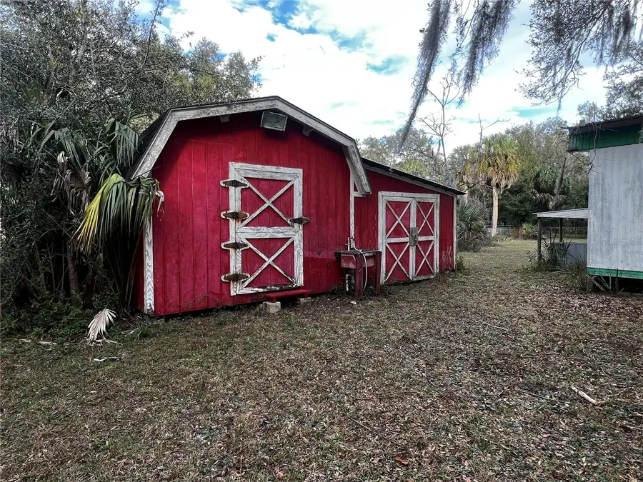 5671 SE 194th Lane, Inglis, FL 34449 - Image #3