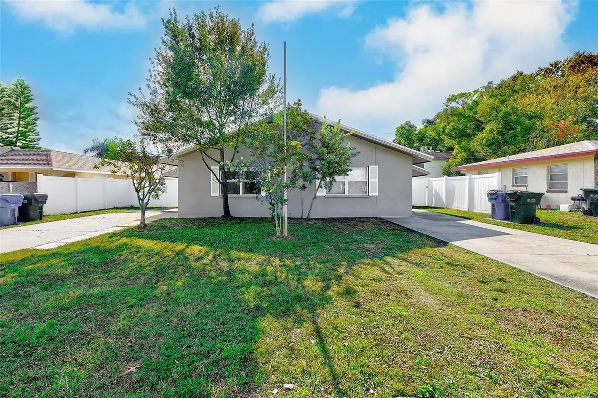 969 2nd Avenue Ne, Largo, FL 33770 - Image #1