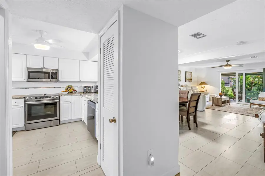 3465 41st Terrace S #205, Saint Petersburg, FL 33711 - Image #3