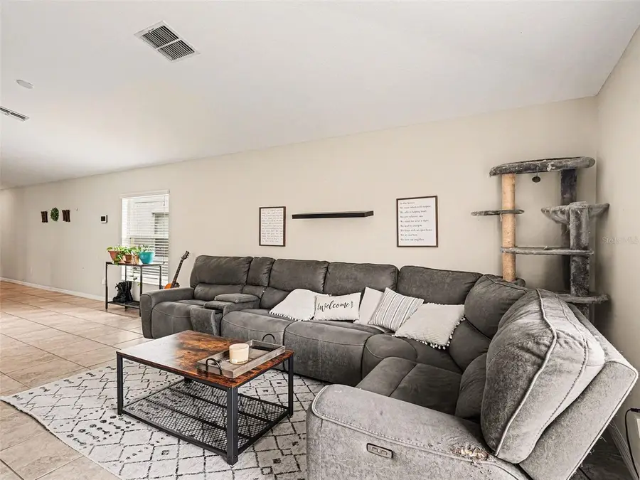 17207 Beach Buttercup Place, Wimauma, FL 33598 - Image #3