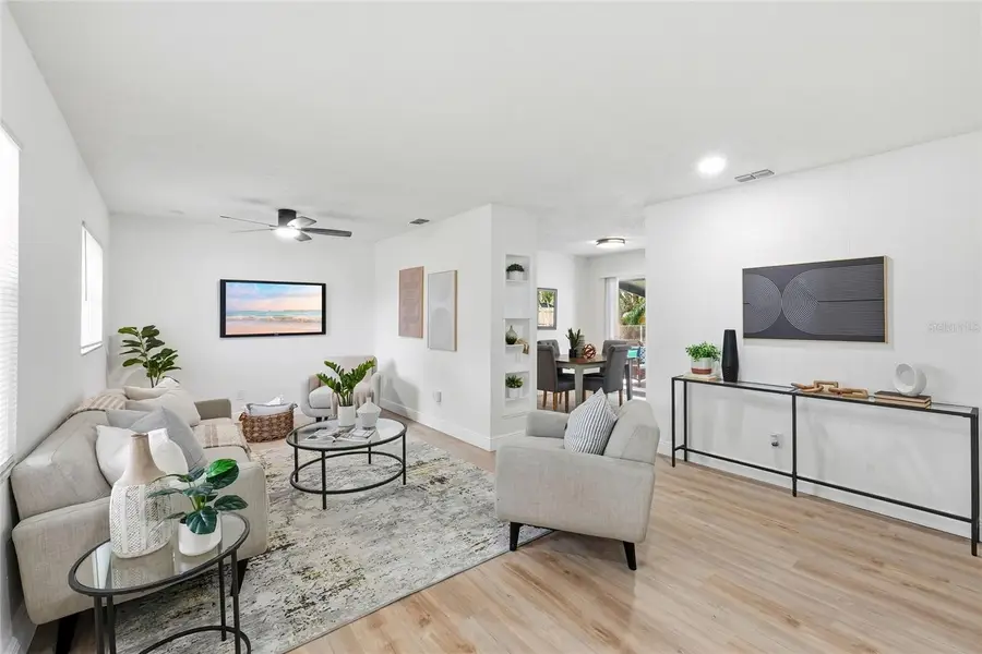 7406 Manchester Lane, Tampa, FL 33619 - Image #2