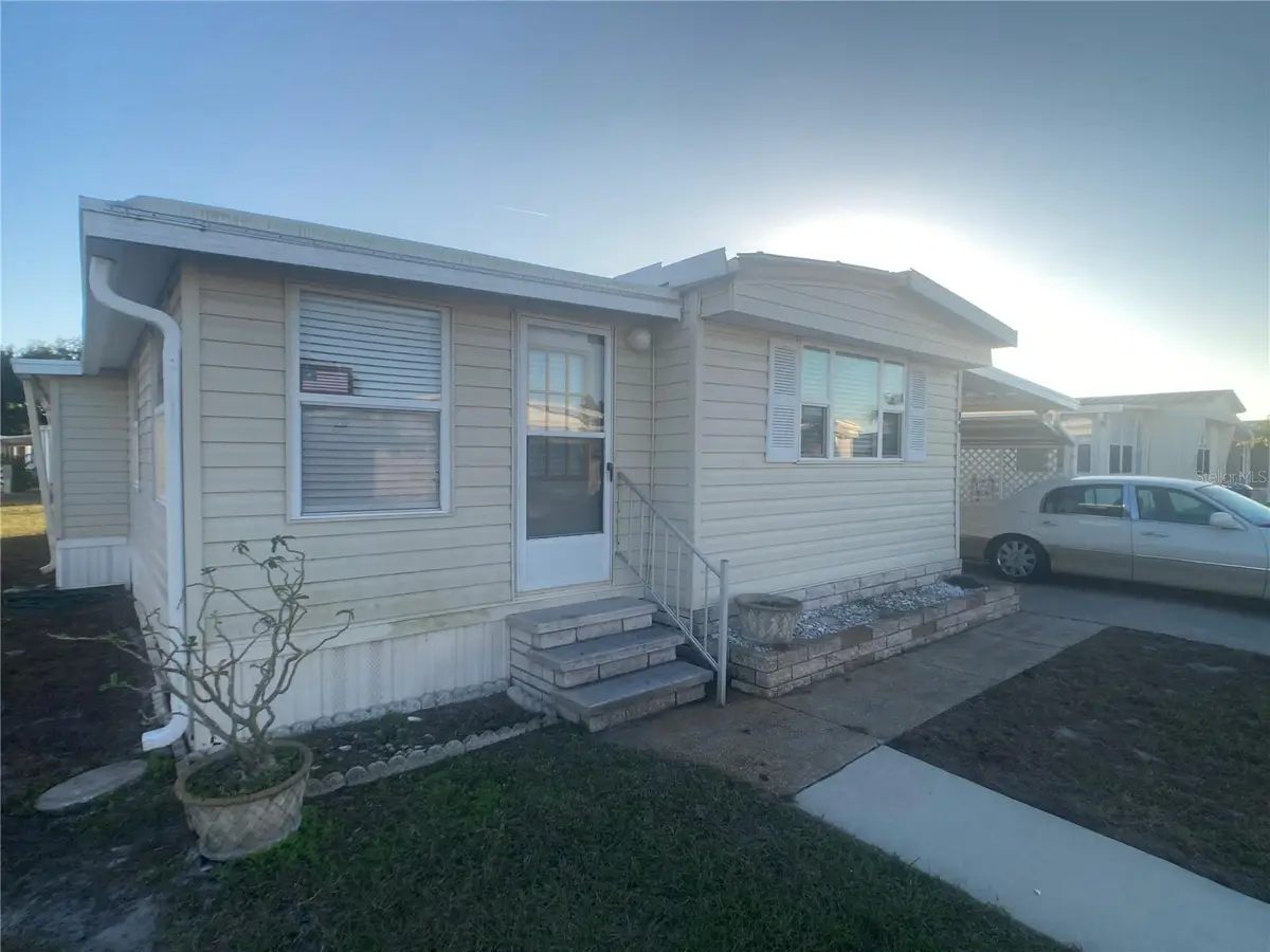 1710 7th Street Sw #27, Ruskin, FL 33570 - Image #1