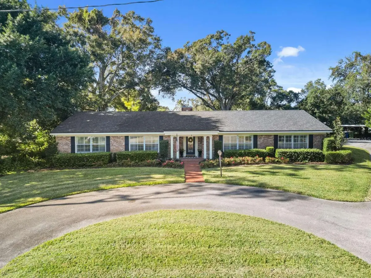 5 Peachtree Lane Se, Winter Haven, FL 33884 - Image #1