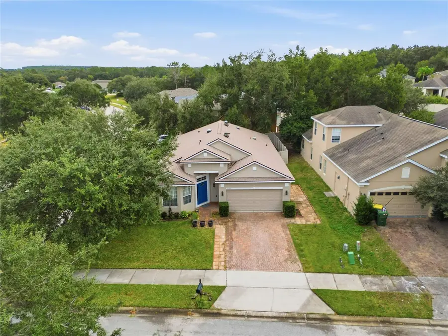 26016 Singing Lark Court, Leesburg, FL 34748 - Image #3