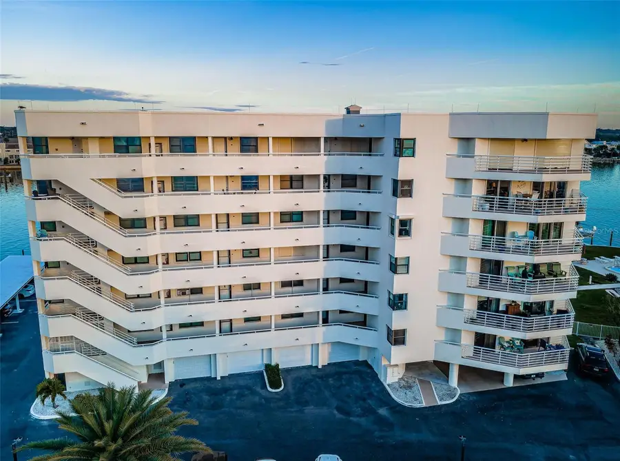 2539 Gary Circle #704, Dunedin, FL 34698 - Image #2