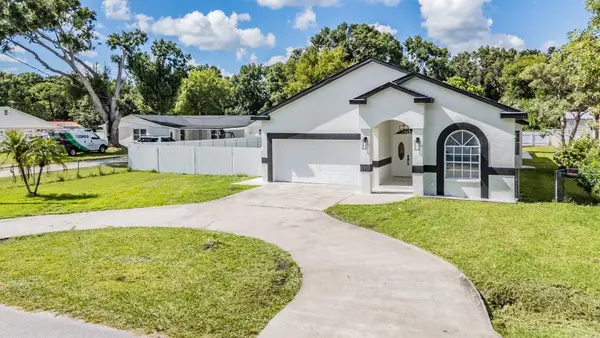 8905 W Hamilton Avenue, TAMPA, FL 33615